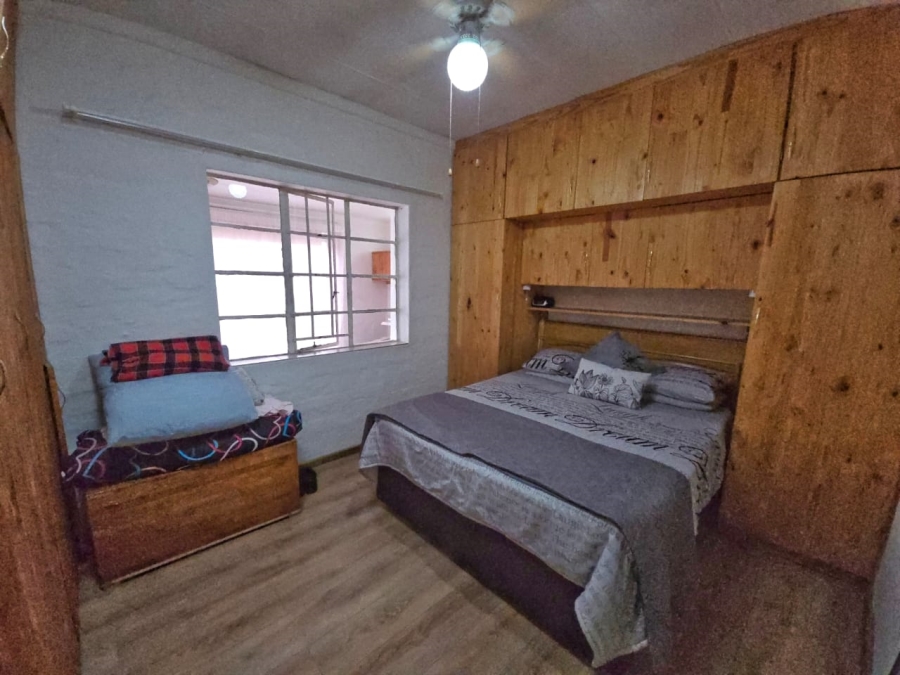 4 Bedroom Property for Sale in Kleinkrantz Western Cape